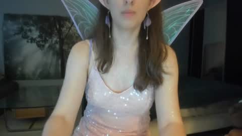 olivia__dream online show from June 2026 07:07:02 PM
