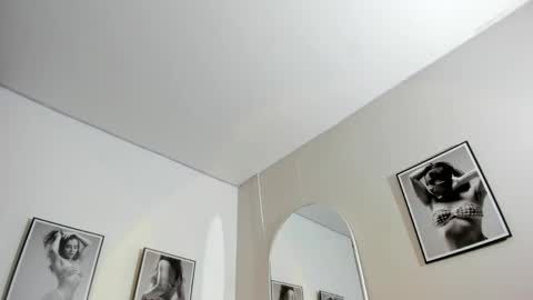 Olivia Collins online show from April 2026 11:56:01 AM