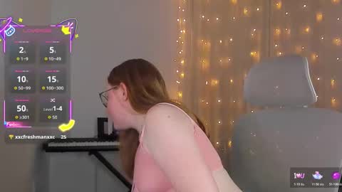 Olivia Date online show from November 2025 03:45:01 PM