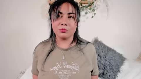 Olivia  happyness  online show from January 2025 07:32:01 PM