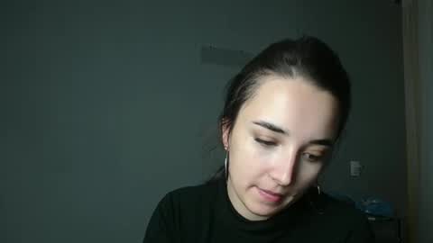 Olivia online show from November 2025 01:34:01 PM