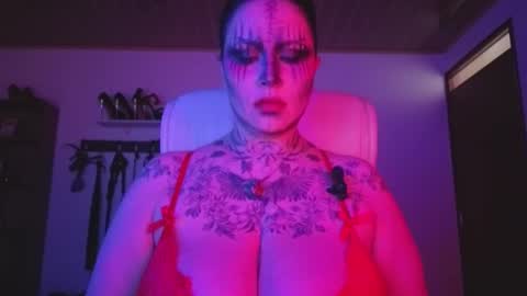 Snapshot of olivia_seex chatting on October 2025 01:39:01 PM online show from October 2025 01:39:01 PM