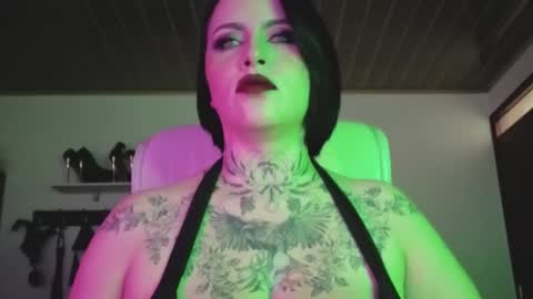 Snapshot of olivia_seex chatting on November 2025 01:44:02 PM online show from November 2025 01:44:02 PM