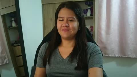 Snapshot of olivia_watson_ chatting on April 2026 12:08:02 PM Olivia online show from April 2026 12:08:02 PM