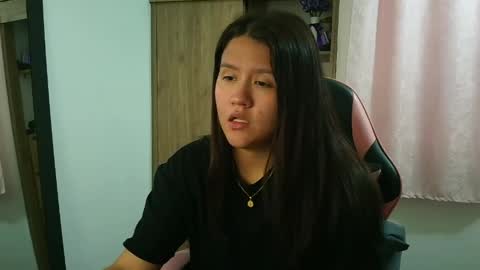 Snapshot of olivia_watson_ chatting on May 2026 02:45:01 PM Olivia online show from May 2026 02:45:01 PM