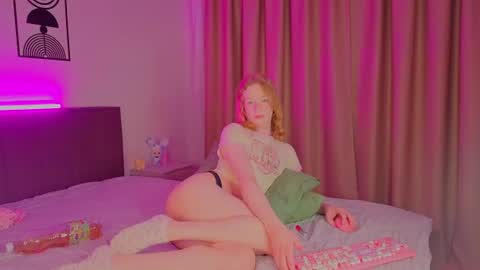 Snapshot of oliviaapink chatting on June 2026 10:01:02 PM oliviaapink online show from June 2026 10:01:02 PM