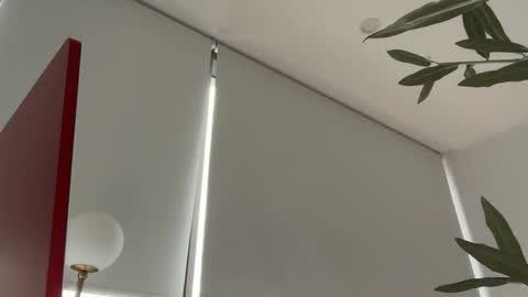 Olivia Brookes online show from November 2025 08:09:01 PM