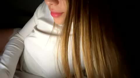 OLIV online show from June 2026 01:16:02 AM