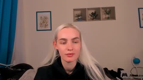 oliviaBeauty online show from May 2026 06:58:01 PM