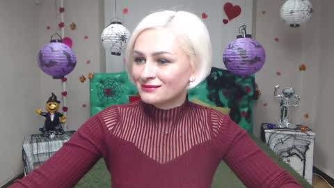 OliviaHorst online show from October 2025 06:19:01 PM