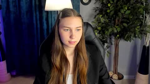 olivialangs online show from March 2026 11:32:02 AM