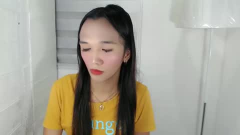 Snapshot of olivianiczxasshieerrraa6 chatting on March 2025 02:50:01 AM NICOLE online show from March 2025 02:50:01 AM