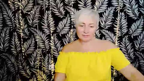 Kelly online show from October 2025 12:50:02 PM