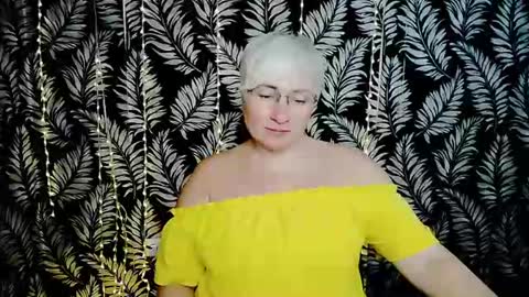 Snapshot of oliviaoskar_ chatting on June 2026 10:40:01 AM Kelly online show from June 2026 10:40:01 AM