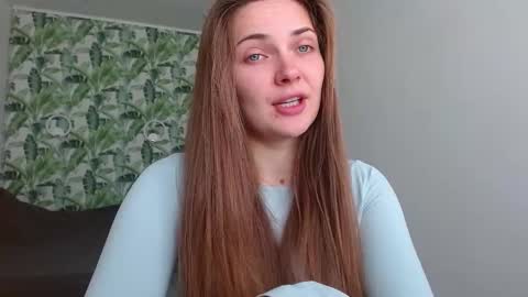 Olivia online show from October 2025 05:24:01 AM