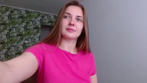 Olivia online show from November 2025 05:20:02 AM