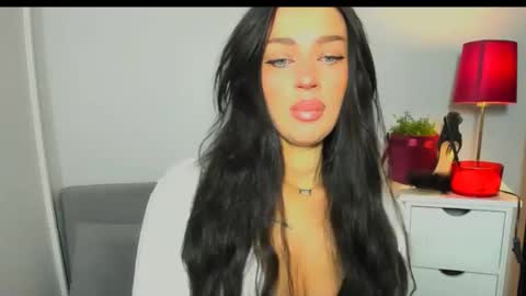 OliviaWomen online show from February 2026 07:23:01 AM