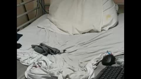 Snapshot of olivier_21 chatting on January 2026 06:22:02 PM olivier_21 online show from January 2026 06:22:02 PM