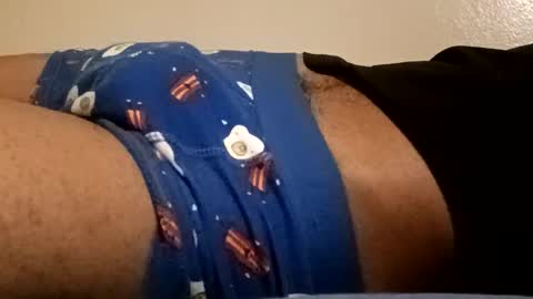 Snapshot of olliebennit chatting on November 2025 07:52:02 AM Ollie online show from November 2025 07:52:02 AM