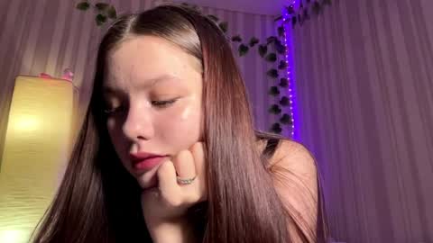 Snapshot of olliewagatsuma chatting on May 2026 01:18:02 PM Emma online show from May 2026 01:18:02 PM