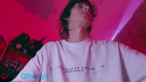     online show from December 2025 04:11:02 AM