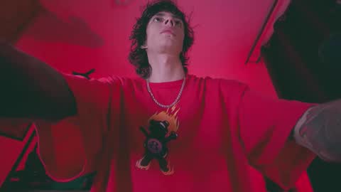 Snapshot of olliver___y chatting on February 2026 12:40:02 AM online show from February 2026 12:40:02 AM