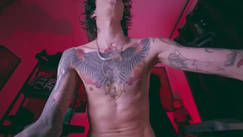 Snapshot of olliver___y chatting on March 2026 05:08:02 AM online show from March 2026 05:08:02 AM