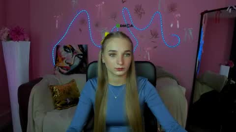 Snapshot of ollivia_dream chatting on May 2026 05:56:02 AM Ollivia online show from May 2026 05:56:02 AM