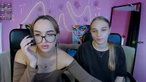 Snapshot of ollivia_dream chatting on May 2026 06:00:01 AM Ollivia online show from May 2026 06:00:01 AM