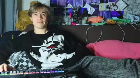 Tony online show from February 2025 07:52:02 PM