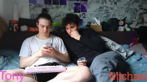 Snapshot of ololkd chatting on April 2026 07:46:02 AM Tony online show from April 2026 07:46:02 AM