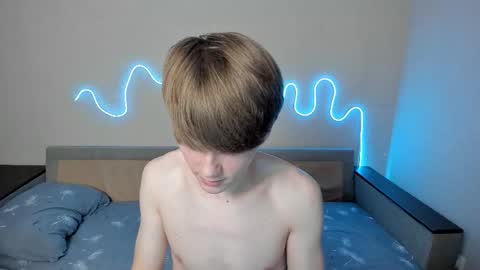 Oliver and Mira online show from February 2026 09:49:01 AM