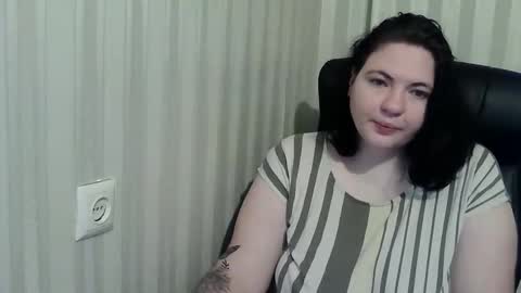 OlyaFire online show from November 2025 07:51:01 AM