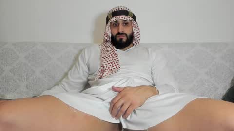 Snapshot of omar_xoxo chatting on December 2024 09:50:02 PM Omar online show from December 2024 09:50:02 PM