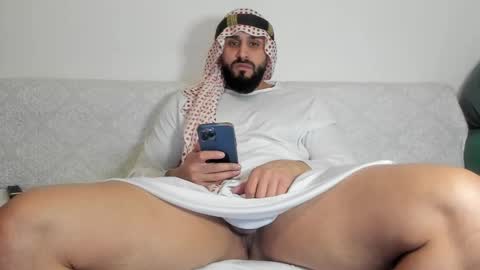 Snapshot of omar_xoxo chatting on February 2025 08:58:01 AM Omar online show from February 2025 08:58:01 AM