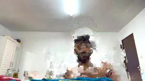 omarsami998 online show from January 2025 12:07:01 PM