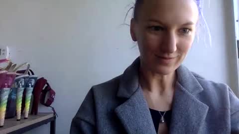 omilk online show from December 2024 05:57:01 PM