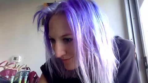 omilk online show from December 2024 11:40:01 PM