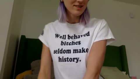 omilk online show from December 2024 08:58:02 PM