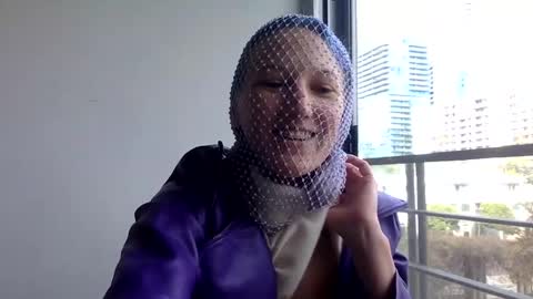 omilk online show from December 2024 06:41:01 PM