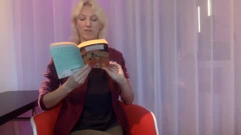 omilk online show from September 2025 02:49:01 PM