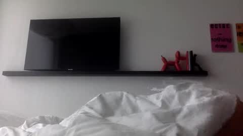 omilk online show from September 2025 02:39:02 PM