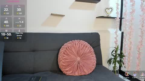 Violette online show from January 2025 11:39:02 PM