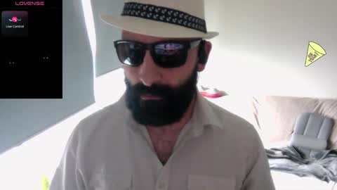 Snapshot of ona_nisme chatting on June 2026 03:12:01 PM ona nisme online show from June 2026 03:12:01 PM