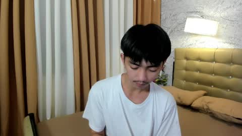 Snapshot of one_and_only_me04 chatting on April 2026 03:28:02 AM one_and_only_me04 online show from April 2026 03:28:02 AM