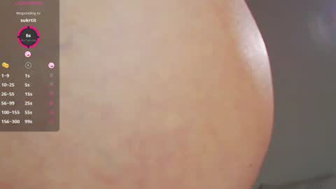 Snapshot of onehotbigass chatting on July 2026 04:32:02 AM ONLINE online show from July 2026 04:32:02 AM