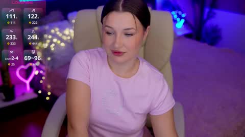 L A Y A online show from December 2025 11:08:02 AM