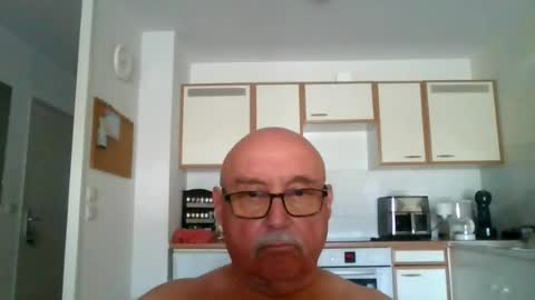 Snapshot of onemoretimebis chatting on July 2026 11:36:01 AM Onemoretimebis online show from July 2026 11:36:01 AM