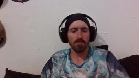 Snapshot of oniyoshiken chatting on November 2025 06:32:01 PM oniyoshiken online show from November 2025 06:32:01 PM