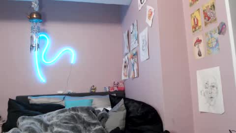 Snapshot of only1jtreasure chatting on December 2024 12:57:02 AM Only1JTreasure online show from December 2024 12:57:02 AM